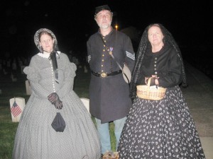 Mark and Diane Tennant with another Civil War lady